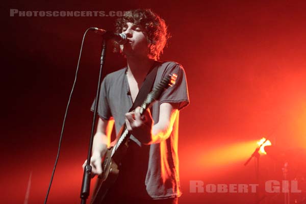 THE KOOKS - 2008-04-15 - PARIS - Elysee Montmartre - 